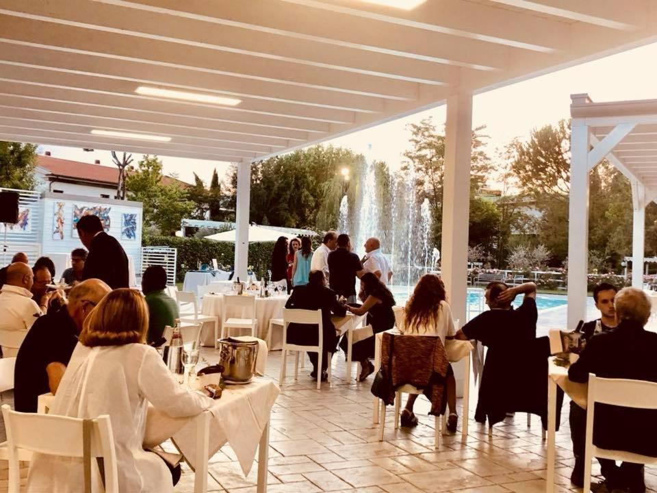 Hotel Santacroce Meeting Sulmona Eksteriør bilde