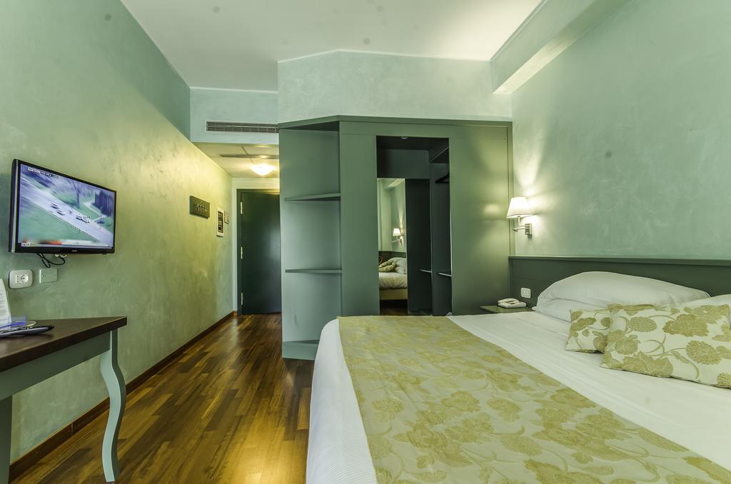 Hotel Santacroce Meeting Sulmona Eksteriør bilde